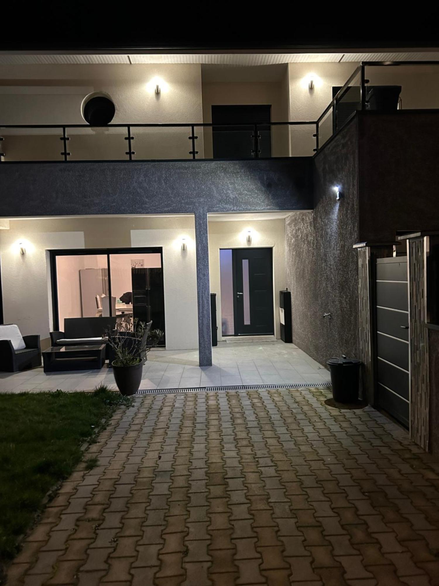 Maison Entiere Cébazat Extérieur photo